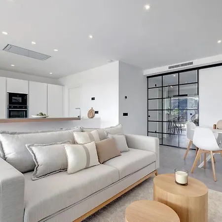 Brand New, Elegant Ground Floor Two Bed * Estepona